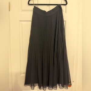 Wilfred Elegant Black Pleated Skirt Sz L
